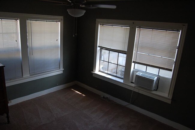 Foto del edificio - 4218 McKinney St