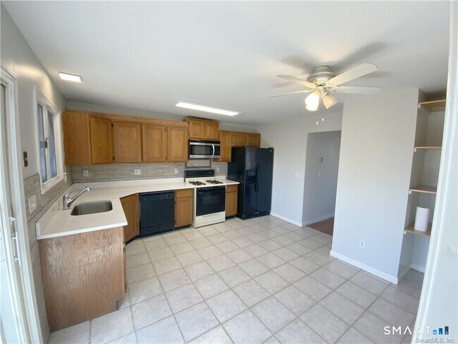 Building Photo - 135 Ridgely Ave