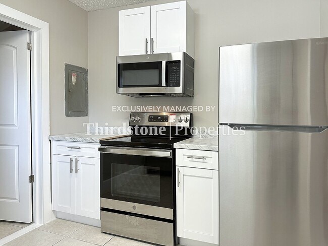 Foto del edificio - 459 W 59TH ST, JACKSONVILLE, FL 32208