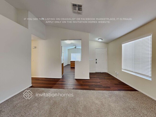 Foto del edificio - 24229 N 35th Dr