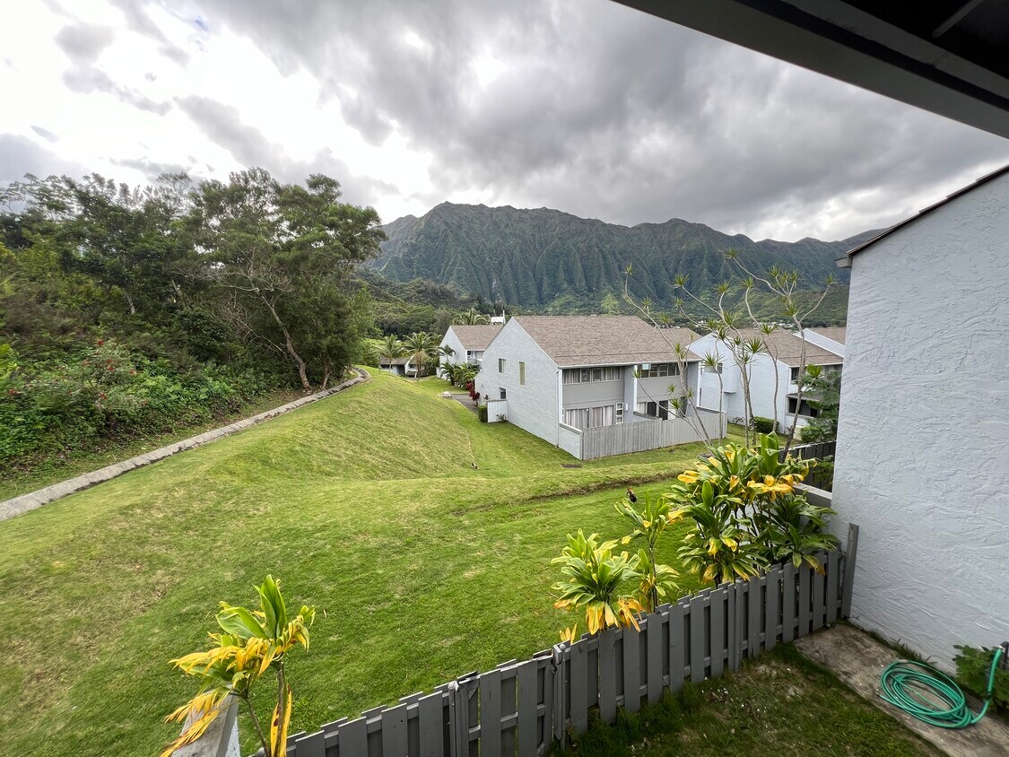 Primary Photo - 287-287 Hui Iwa St