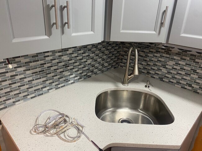 Foto del edificio - 4105 Clarendon Rd