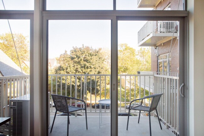 Foto del edificio - 1623 N Jackson St