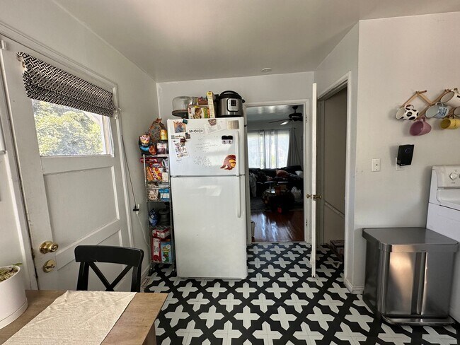 Foto del edificio - Wonderful House on the southeast benches i...