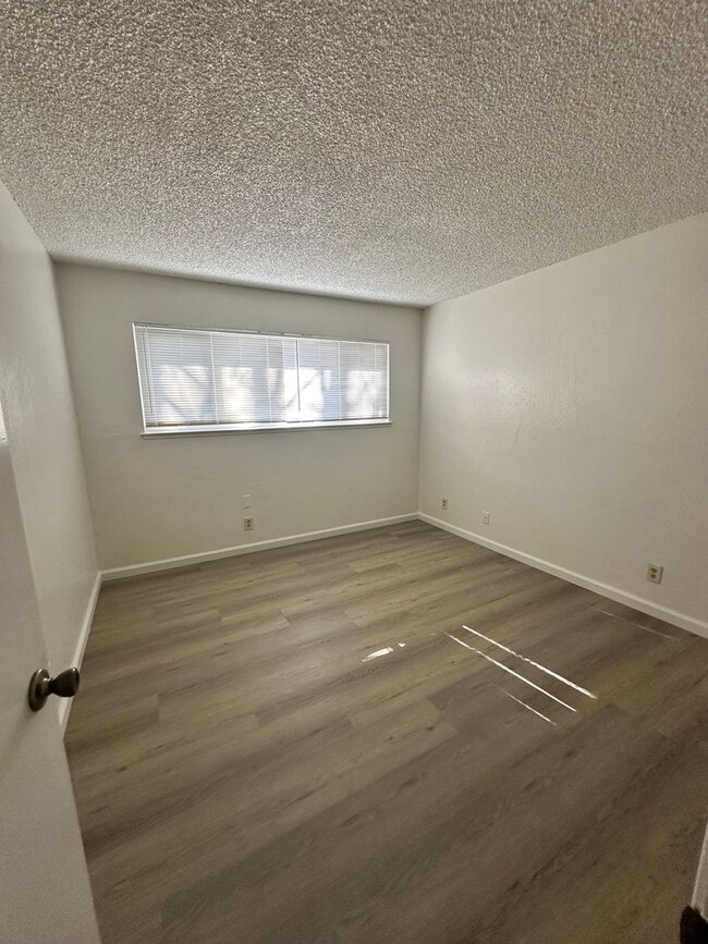 Foto del edificio - 2501 Prescott Rd