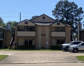 Building Photo - 13603 Ravensway Dr
