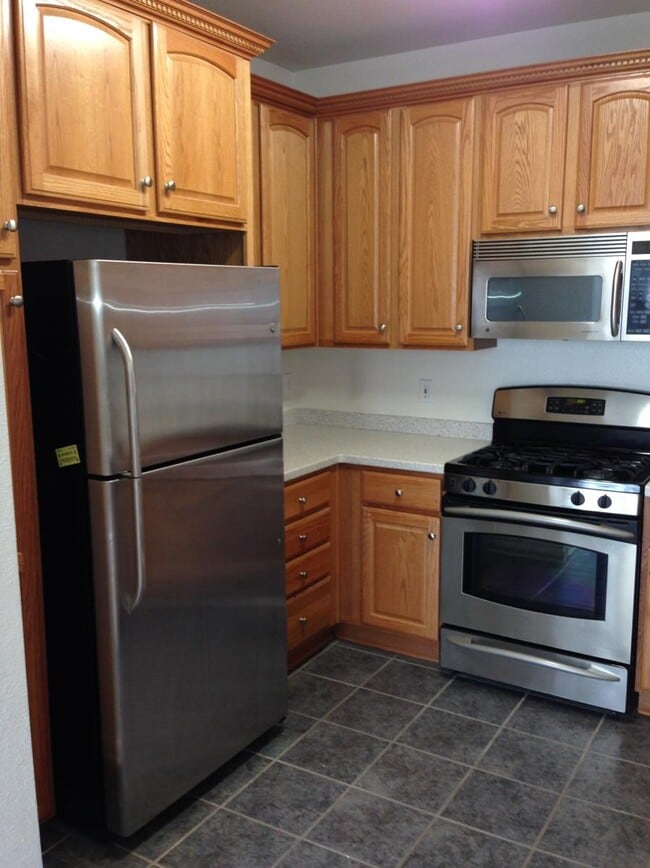 Building Photo - 2431 Coopers Branch Ct