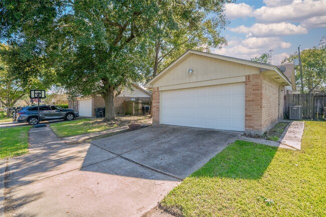 Foto del edificio - 5411 Ingomar Way