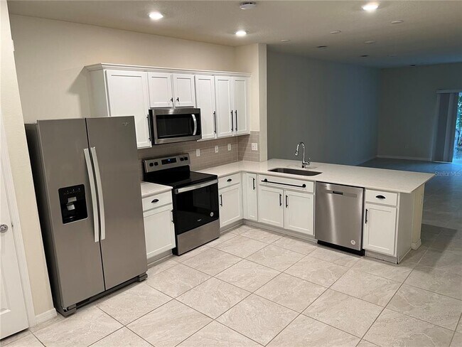 Foto del edificio - 4686 Green Palm Ln