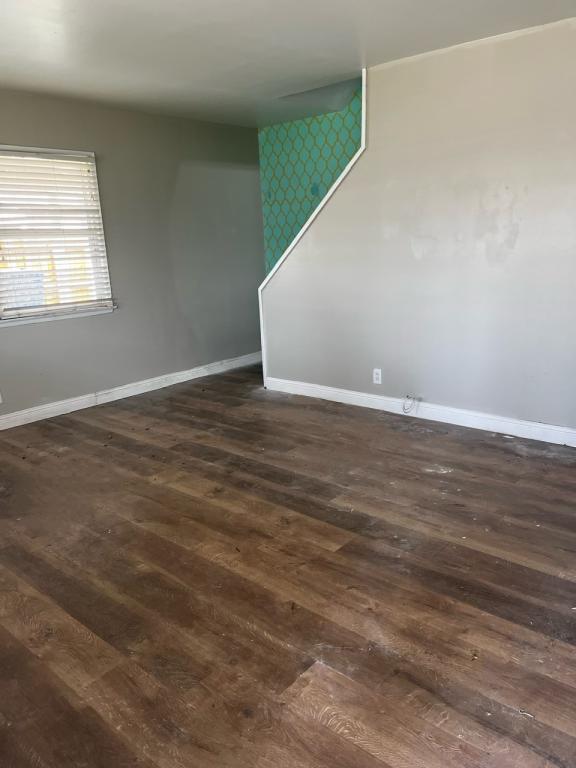 Foto del edificio - 44242 Heaton Ave