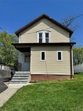 Building Photo - 20 W Academy St