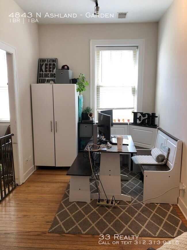 Foto del edificio - 4843 N Ashland Ave