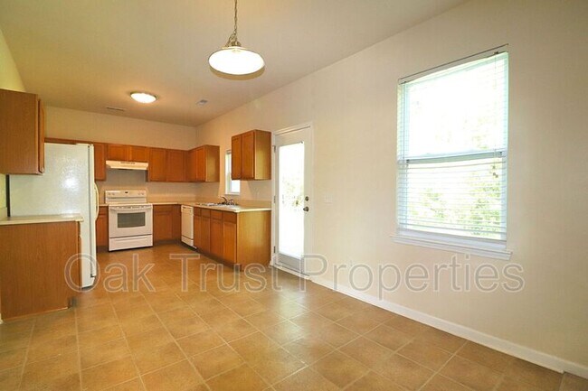 Foto del edificio - 1853 Cornsilk Dr