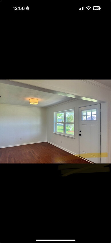 Primary Photo - 8336 S Park Ave