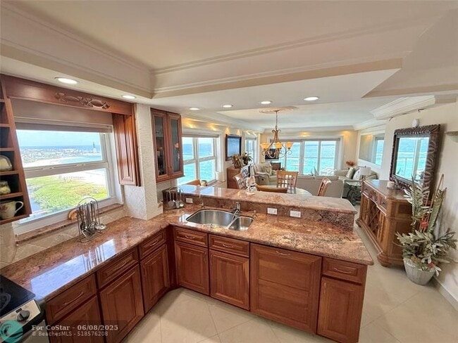 Building Photo - 1610 N Ocean Blvd