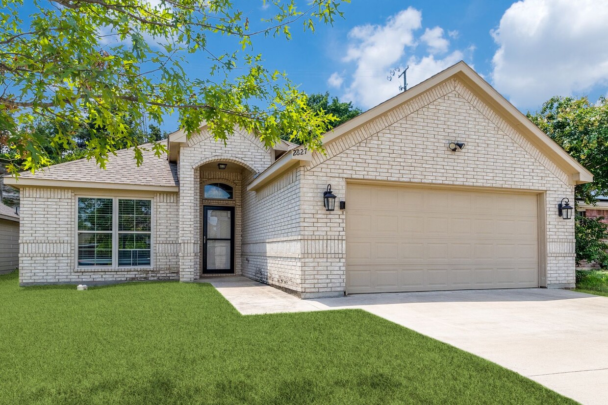 Foto principal - 2827 Ainwick Ct