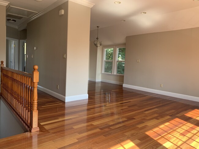 Building Photo - 2117 Ashby Avenue, Unit 2119 Ashby Avenue