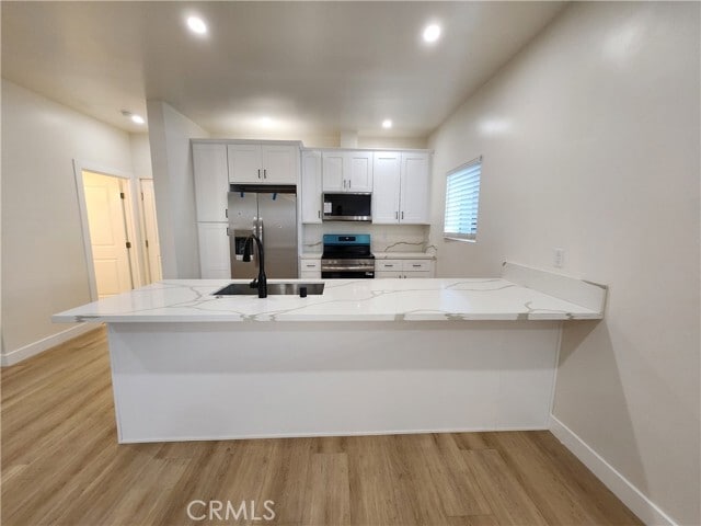 Foto del edificio - 18252 Saticoy St