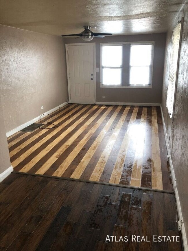 Foto del edificio - 7387 Oneida Dr