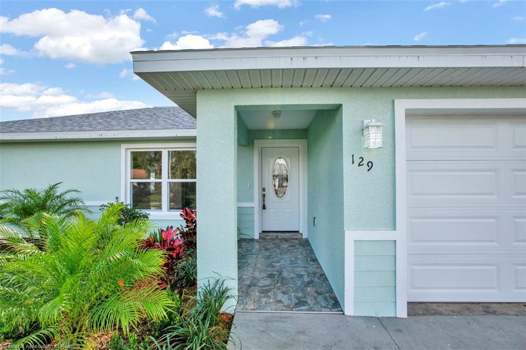 129 Loquat Rd NE, Lake Placid, FL 33852 House Rental in Lake Placid