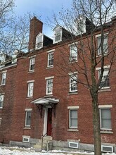 Building Photo - 105 W Merrimack St