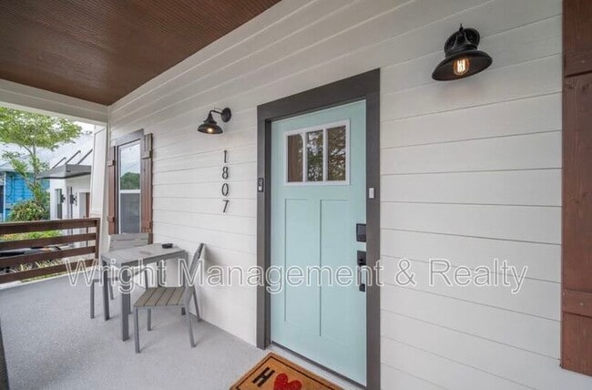 Photo - 1807 E 20th Ave House