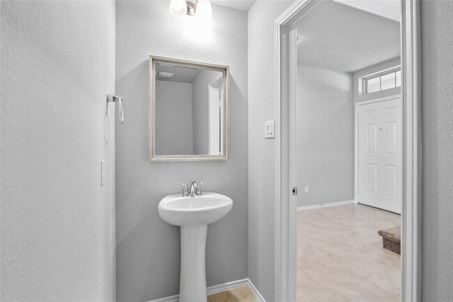 Building Photo - 23723 Rivage Ridge Dr