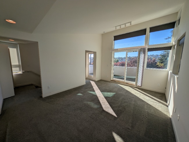 Building Photo - 3816 22nd Ave SW