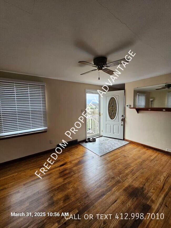 Foto del edificio - 723 Nordeen Dr