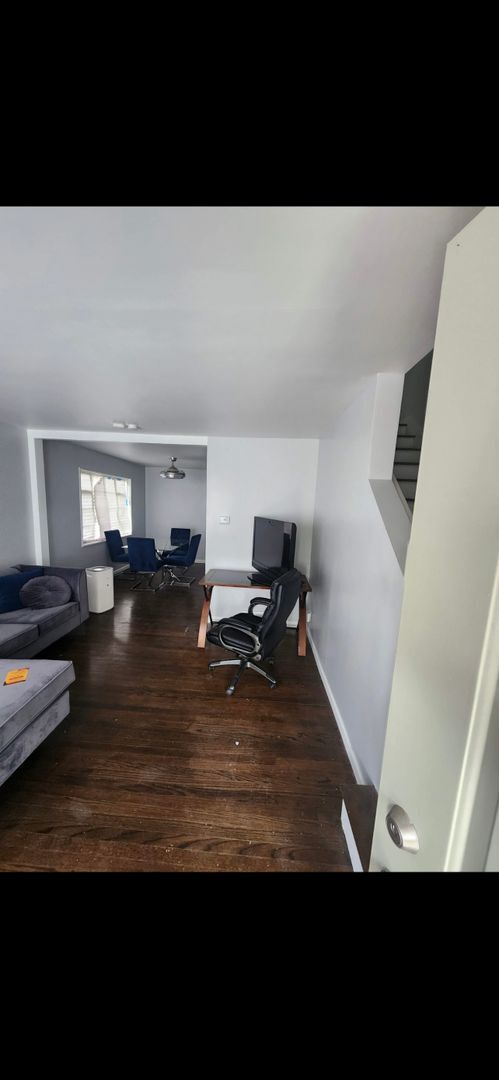Foto del edificio - 2 bedroom, 1.5 bath Brick Duplex!