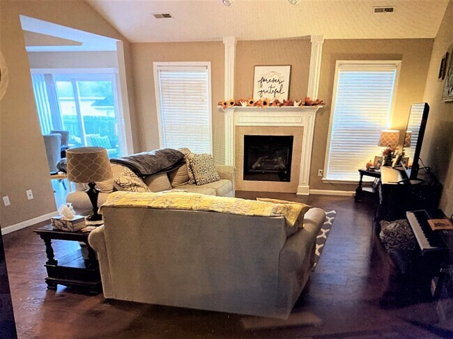 Foto del edificio - 5802 Vero Way