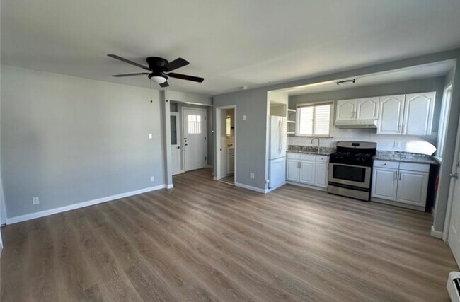 Foto del edificio - 527 W Market St