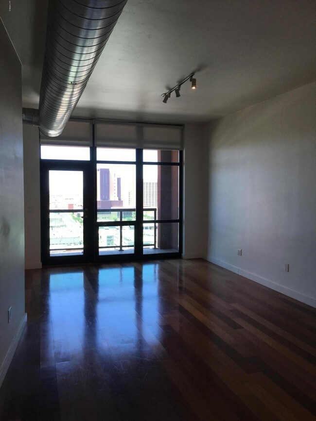 Foto del edificio - 310 S 4th St