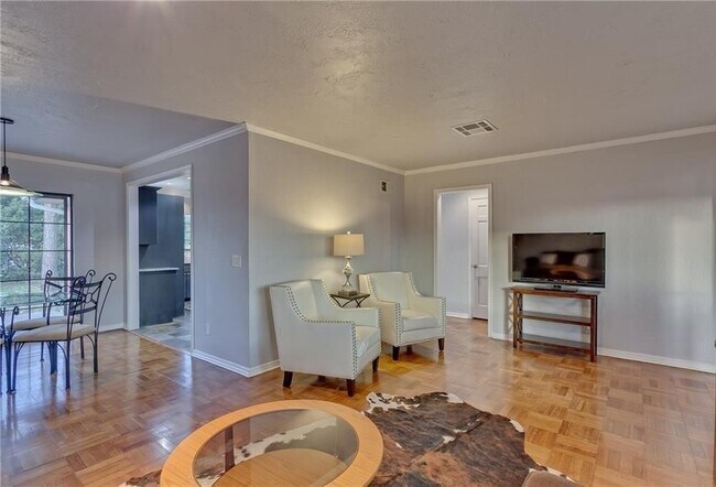 Foto del edificio - **$500 off the First Months Rent** Renovat...