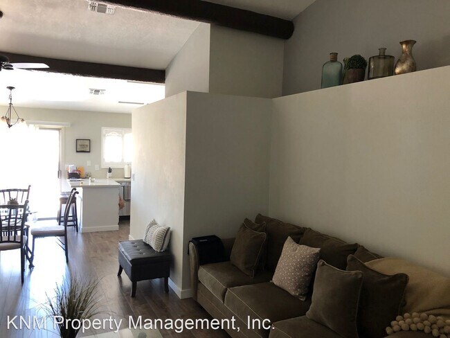 Building Photo - 3 br, 2 bath House - 3255 Canyon Terrace Dr.