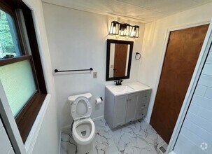 Building Photo - 1501 NY-9G