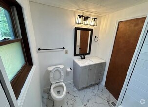 Building Photo - 1501 NY-9G