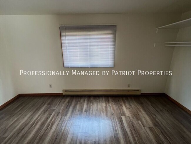 Foto del edificio - 1722 Onsgard Rd