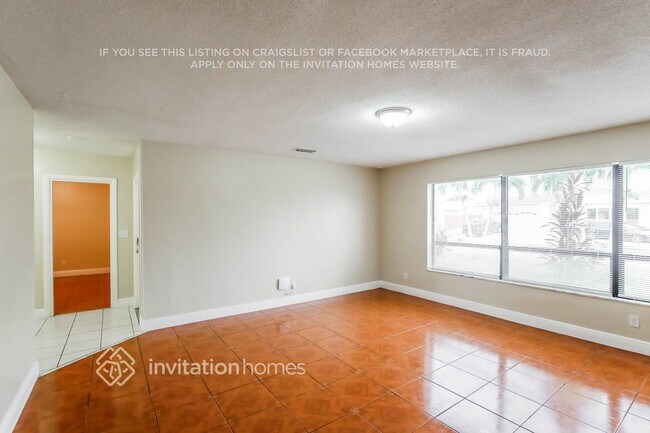 Foto del edificio - 6700 NW 22nd Ct