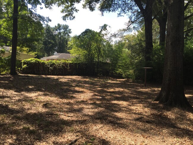 Foto del edificio - **ON HOLD**Near Ft. Benning. Columbus, GA ...