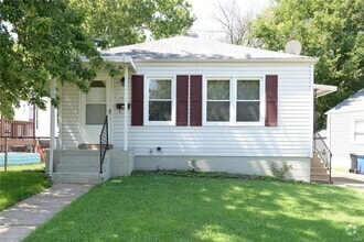 Building Photo - 10630 St Lawrence Ln