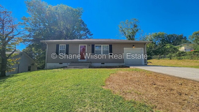 Photo - 1005 Mountain View Dr House