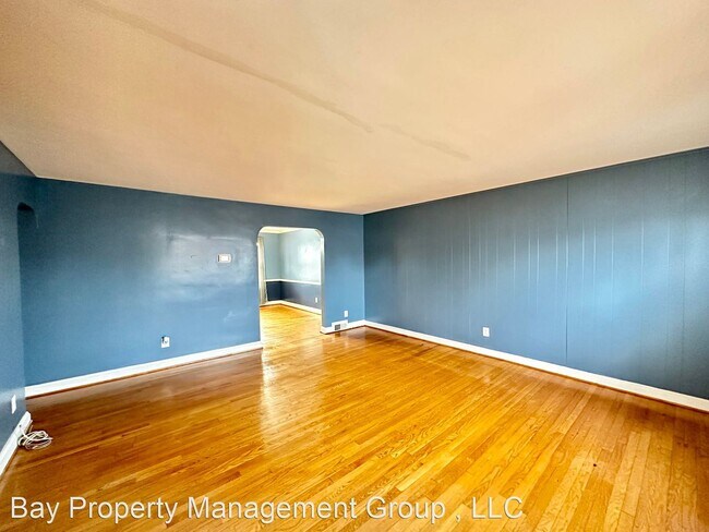 Foto del edificio - 3 br, 1.5 bath House - 1916 Edgewood Rd