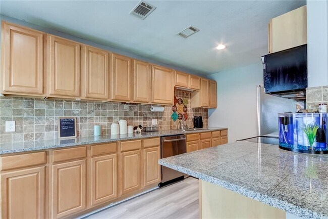 Foto del edificio - 7310 S Sparkman St