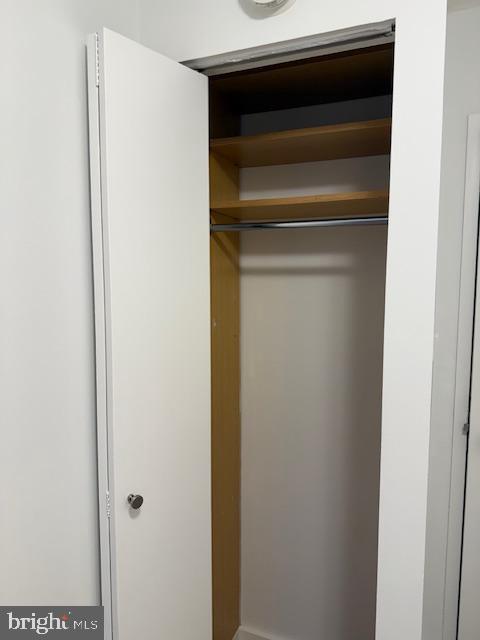 Building Photo - 203 Yoakum Pkwy