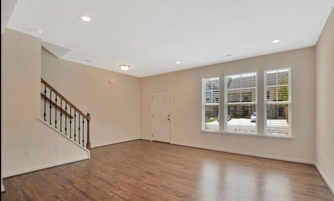 Building Photo - 17560 Memorial Tournament Dr
