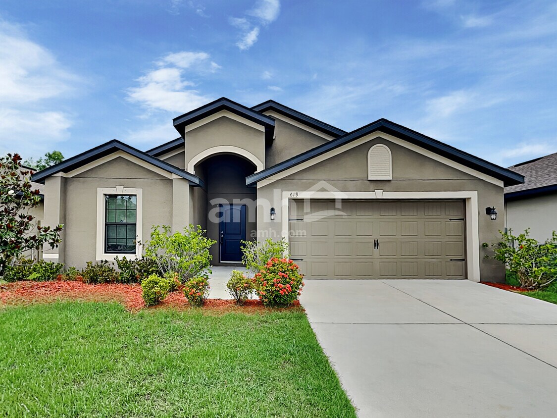 Foto principal - 619 Chatham Walk Dr