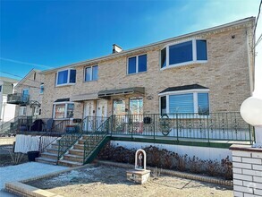 Building Photo - 3276 Griswold Ave