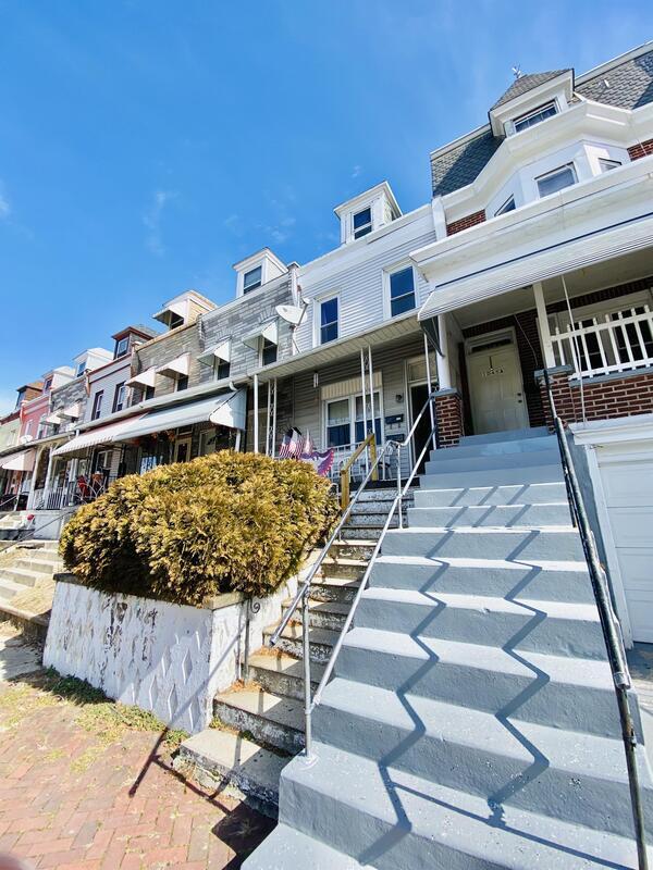 Primary Photo - 1047 N 12th St