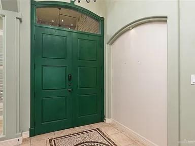 Building Photo - 19 Cardinal Ave